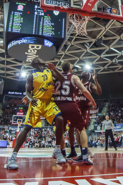 里的引领下 里的引领下